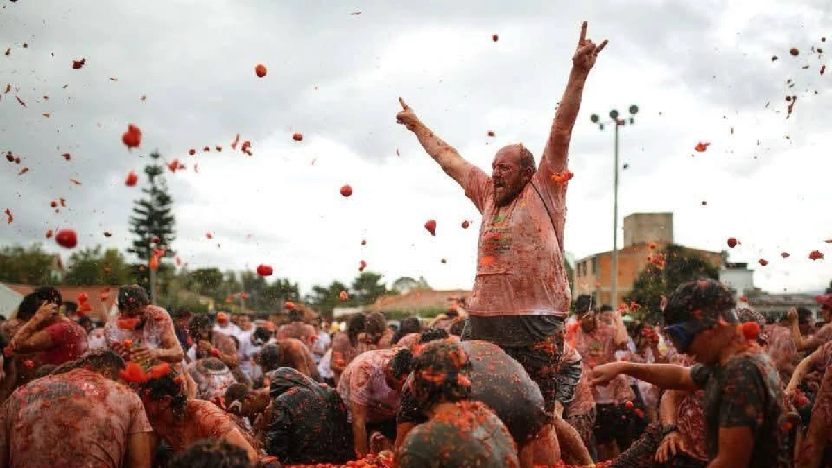 La batalla de tomates regresa a Sutamarchán: agéndese para la Gran Tomatina Colombiana