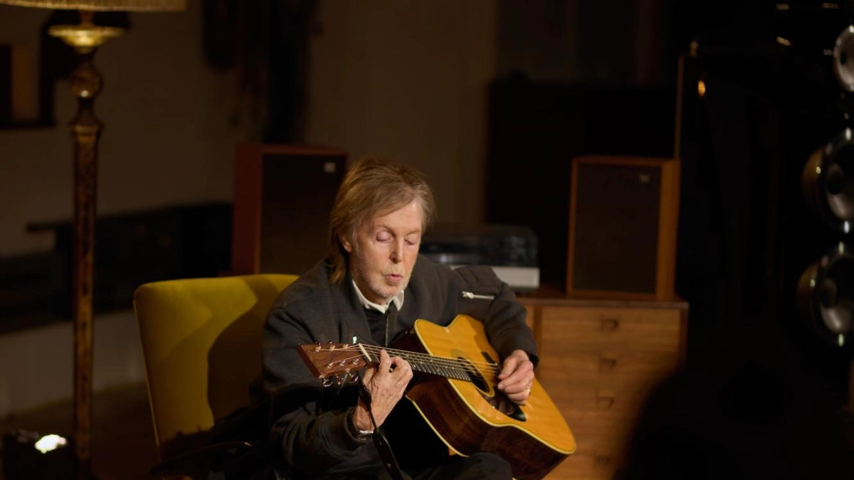 ‘Siempre estoy escribiendo sobre el pasado, pero ¿cómo hablar sobre otra cosa?’: Paul McCartney habla sobre su nuevo álbum ‘The Boys of Dungeon Lane’