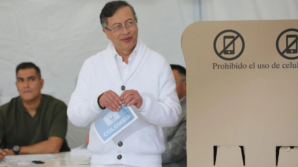 MOE respondió al presidente Gustavo Petro tras anunciar que se pondrá al frente de campaña de Iván Cepeda: 'Excepto que tome la decisión de renunciar'