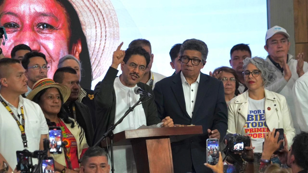 ¿Habrá debate en segunda vuelta? Las razones por las que Iván Cepeda emplazó a Abelardo de la Espriella, quien ya pone fecha y hora