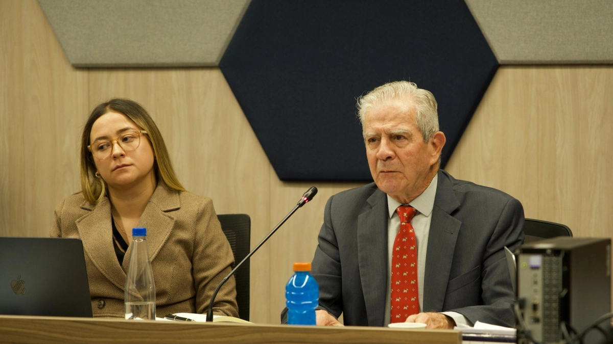 JEP imputa crímenes de guerra y de lesa humanidad al general (r) Mario Montoya por hechos en la Comuna 13