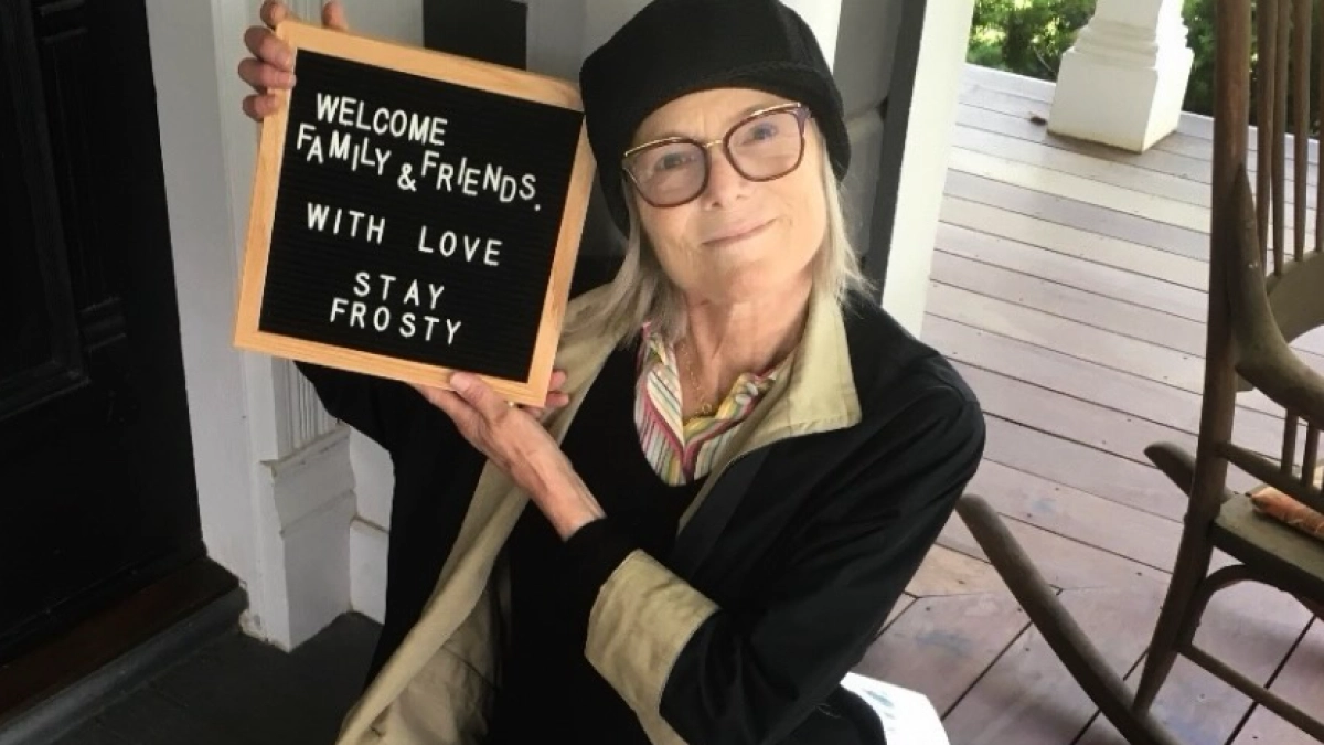 La actriz Kelly Curtis, hermana de la ganadora del Óscar Jamie Lee Curtis, falleció a los 69 años: esto se sabe