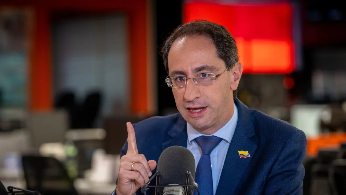 ‘Es falso que vamos a acabar con la matrícula cero, con los subsidios, con los programas sociales’: entrevista con José Manuel Restrepo