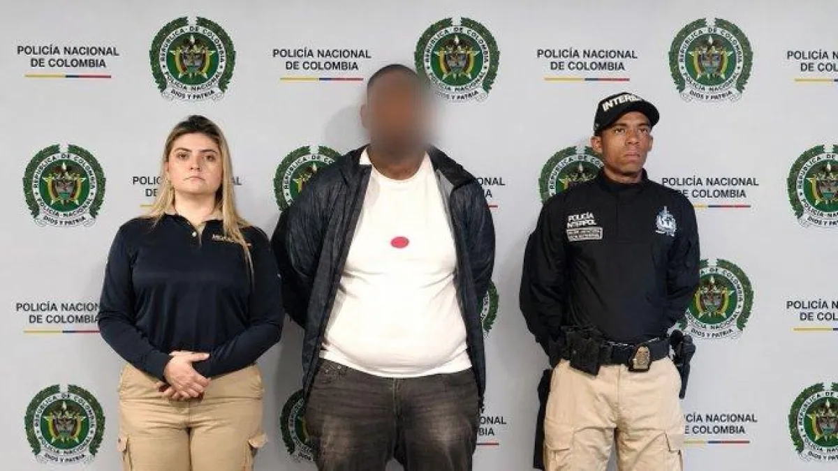 Capturan a holandés con circular roja en Medellín: