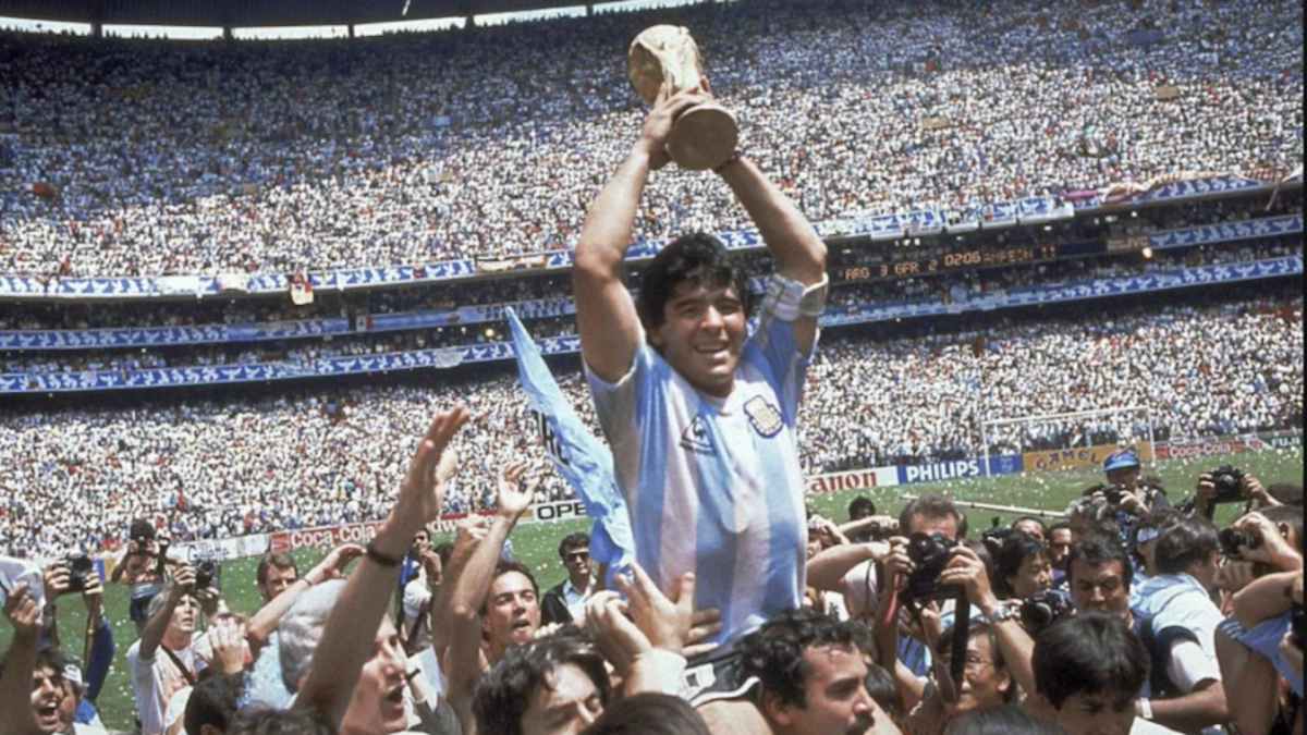 'Maradona Vive', la exposición inmersiva del legendario '10' de Argentina llega a Bogotá: dónde es y cuánto vale ir