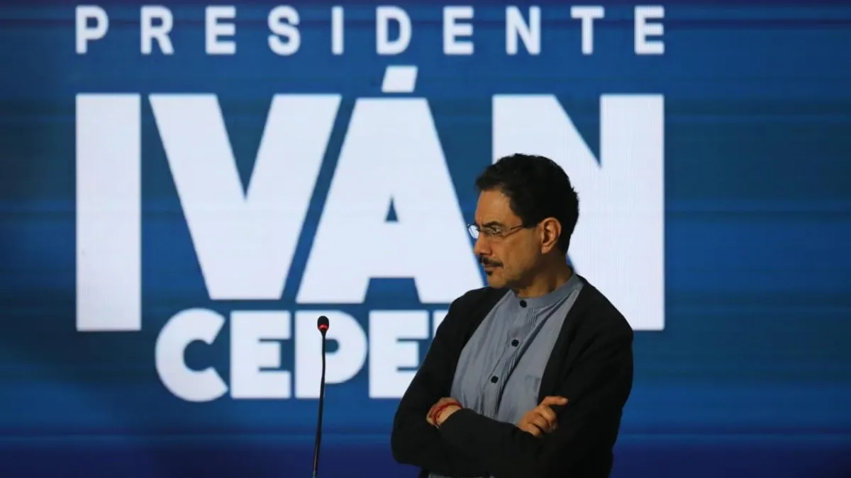 Iván Cepeda intensifica esfuerzos para acercarse al centro, ¿Claudia López llegará a su campaña?
