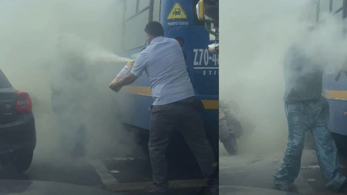 Video | Conductor del SITP le descargó un extintor a un motociclista en medio de una discusión en las vías de Bogotá: TransMilenio se pronunció
