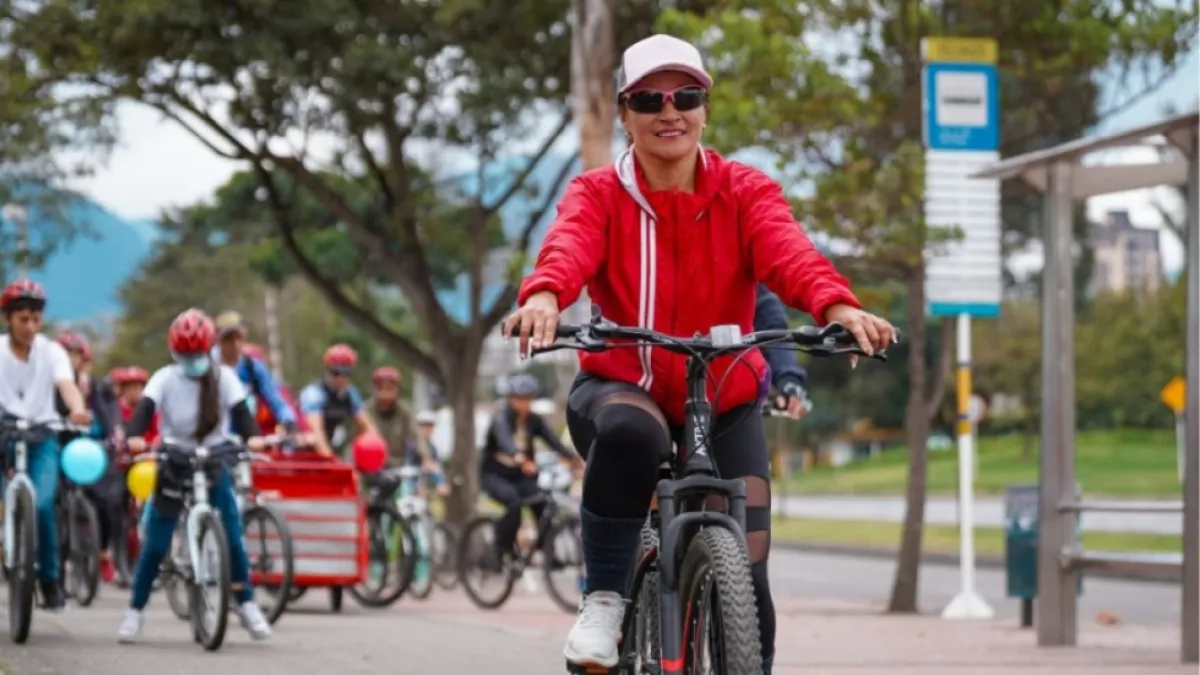 Mañana será 'Bici Cine', una actividad del Festival de Verano para celebrar el cumpleaños de Bogotá: conozca cómo funciona y cuáles son las rutas