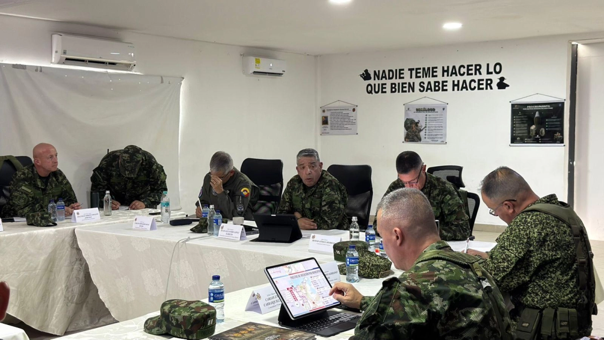 Fuerzas Militares refuerzan vigilancia ante posibles bloqueos tras la segunda vuelta