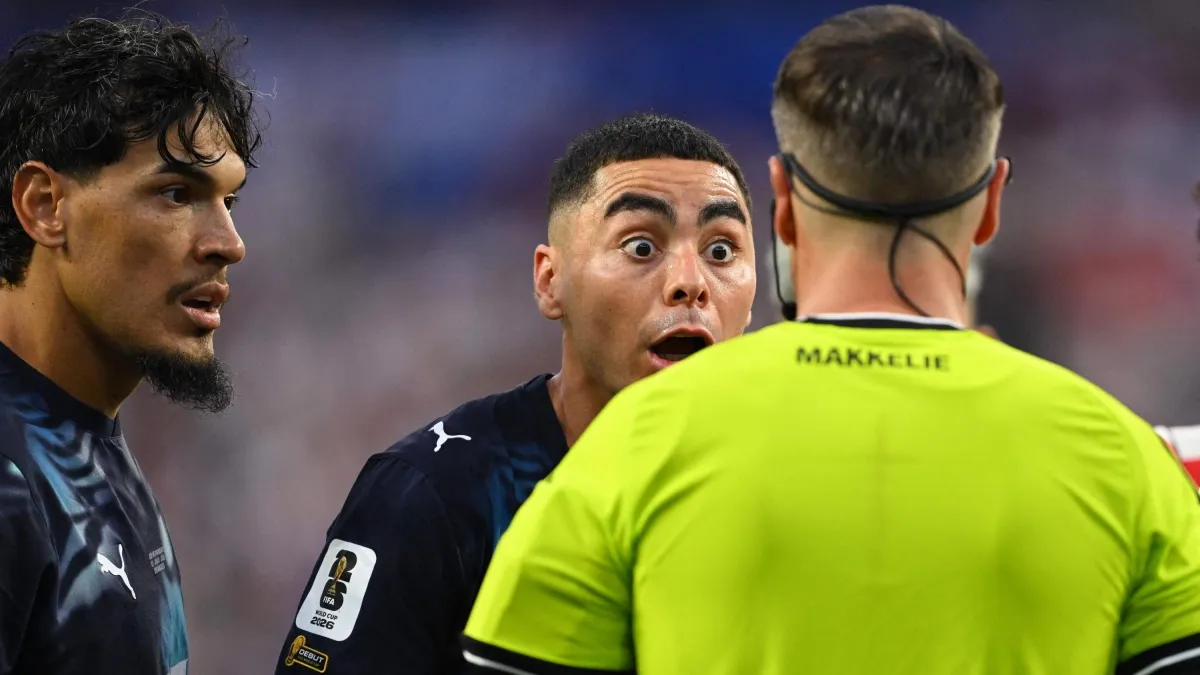 Video | Histórica decisión en el Mundial 2026: Miguel Almirón se convierte en el primer expulsado por taparse la boca; la 'Ley Prestianni'