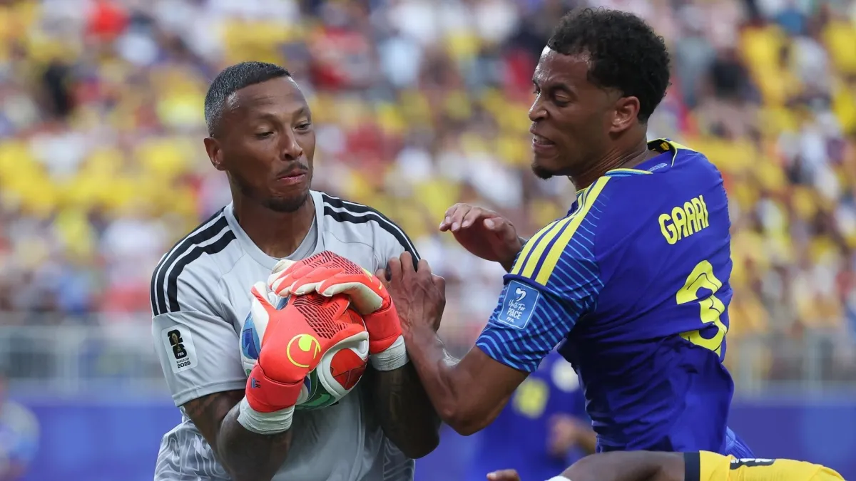Eloy Room y Curazao le enredaron el Mundial a Ecuador: el portero sacó de todo y fue el héroe del empate sin goles
