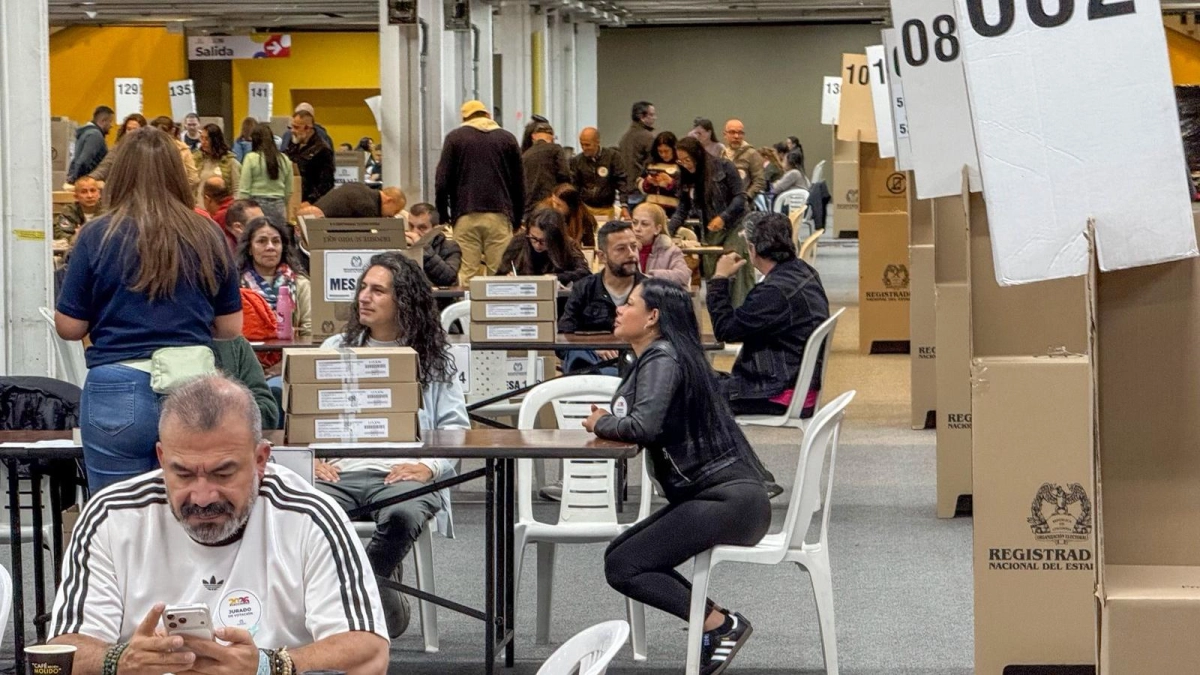¿Hasta qué hora se puede votar en la segunda vuelta de las elecciones presidenciales hoy en Colombia?