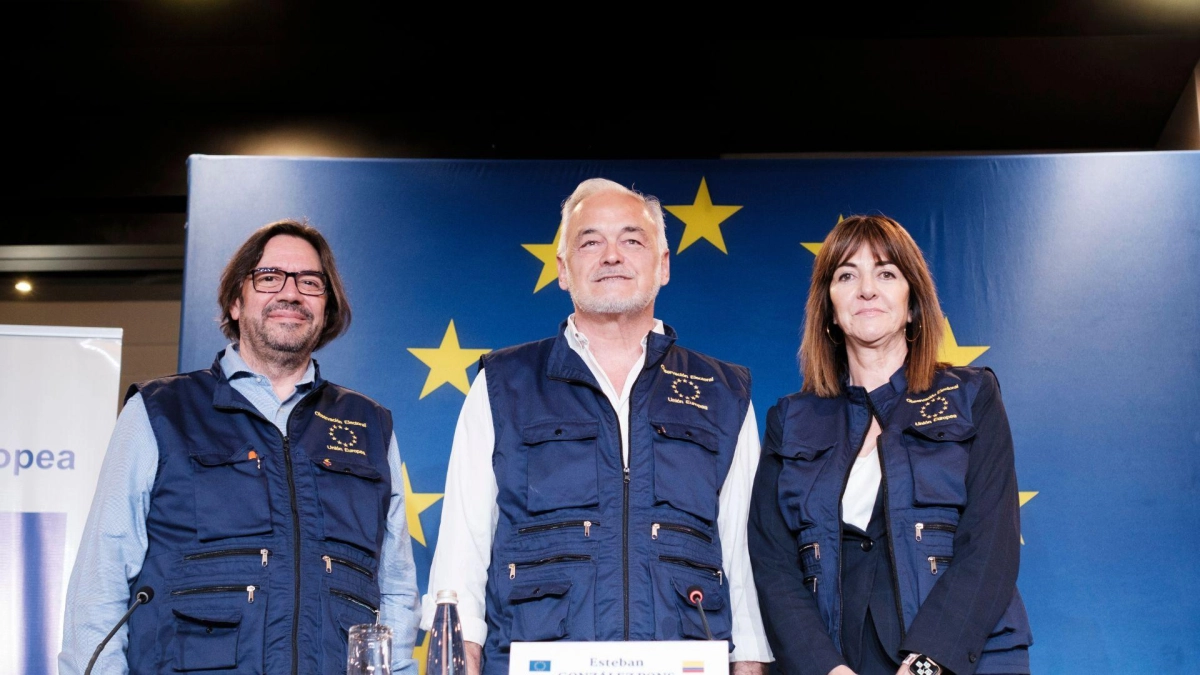 Transparencia, alta participación, polarización y un Presidente ilegalmente en campaña: balance de la misión de la UE