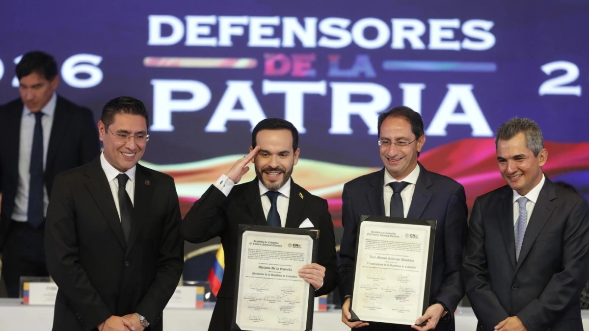 Fact-checking: demanda anunciada por Petro contra la elección de De la Espriella no concluye existencia de fraude