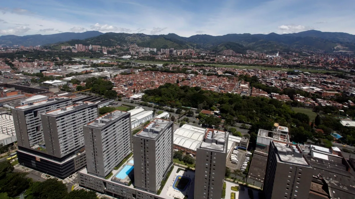 ¿Por qué comprar vivienda en Antioquia ya no depende solo del precio? Esto es lo que están buscando ahora los compradores