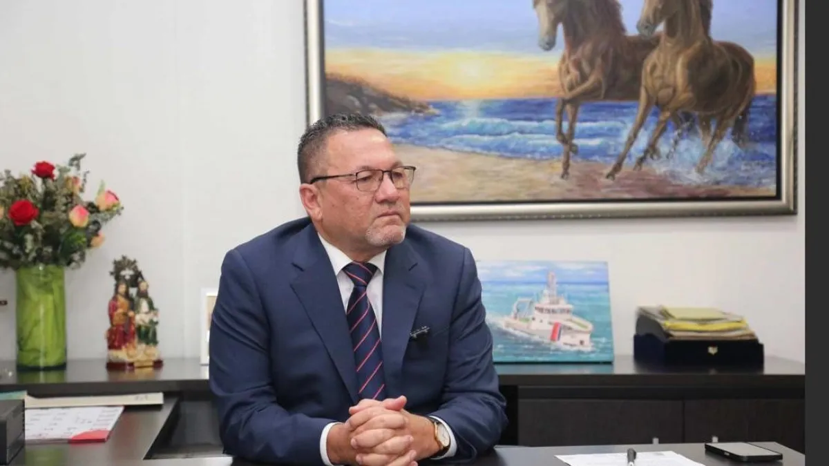 Kolombiya Hukuk Savunması'nın görevden ayrılan müdürü