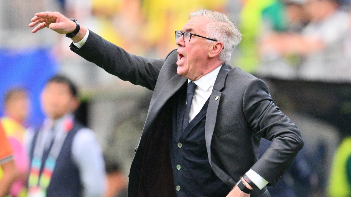 Leyenda del fútbol de Brasil le da 'hasta con el balde' a Carlo Ancelotti y pide su salida tras el fracaso en el Mundial