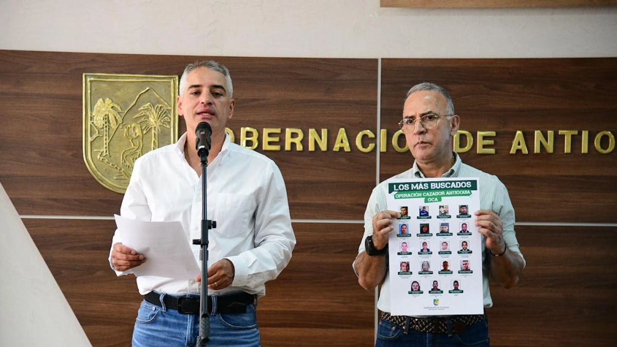Antioquia presentó la lista de los 19 más buscados del Eln, las disidencias de las Farc y el 'clan del Golfo' en el departamento: aparece 'Calarcá'