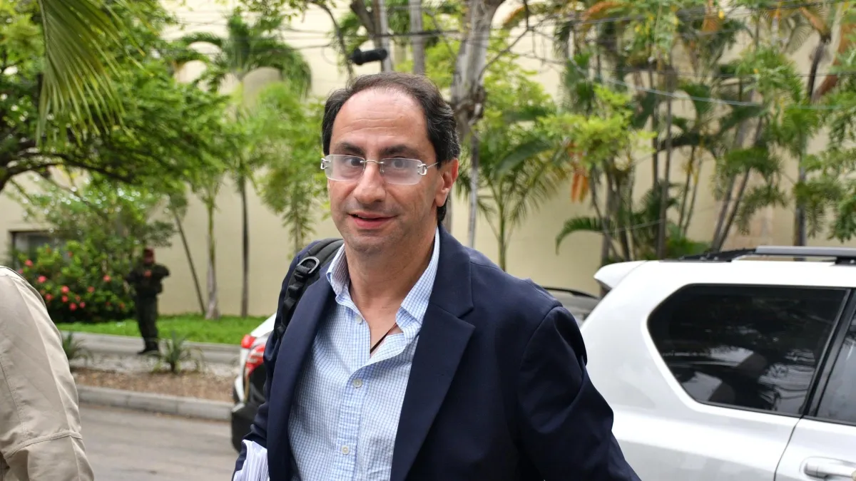 President-elect De la Espriella holds first cabinet meeting in Barranquilla