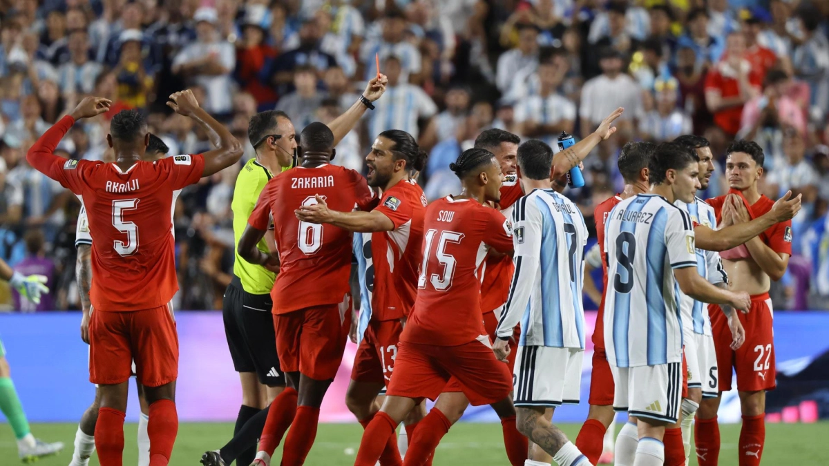 Otro escándalo tras el Mundial: IFAB confirma que la expulsión de Breel Embolo ante Argentina fue un error