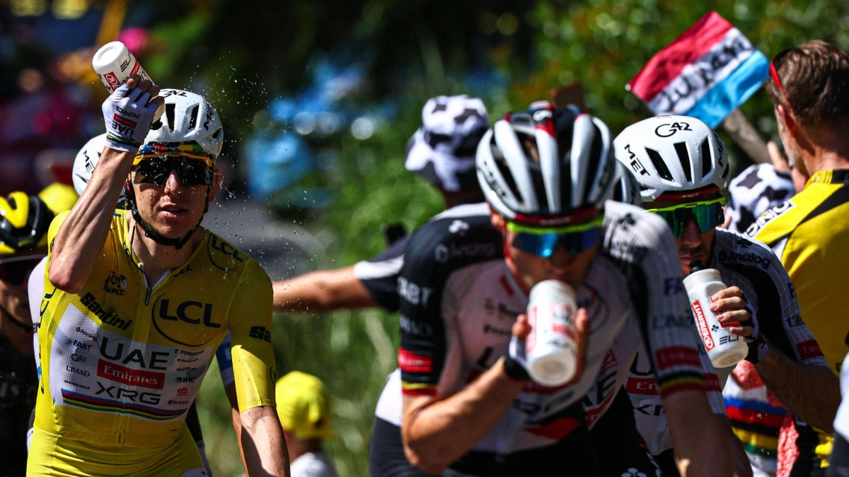 Tadej Pogacar pone el grito en el cielo, enciende las alarmas por el calor en competencia y hace reveladora propuesta al pelotón