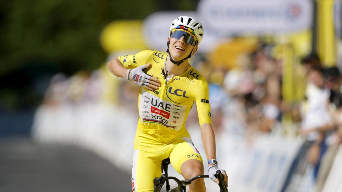 Video | Tadej Pogacar aniquila a sus rivales en el Tour de Francia tras la etapa 14 y Egan Bernal sobrevive a la brutal jornada