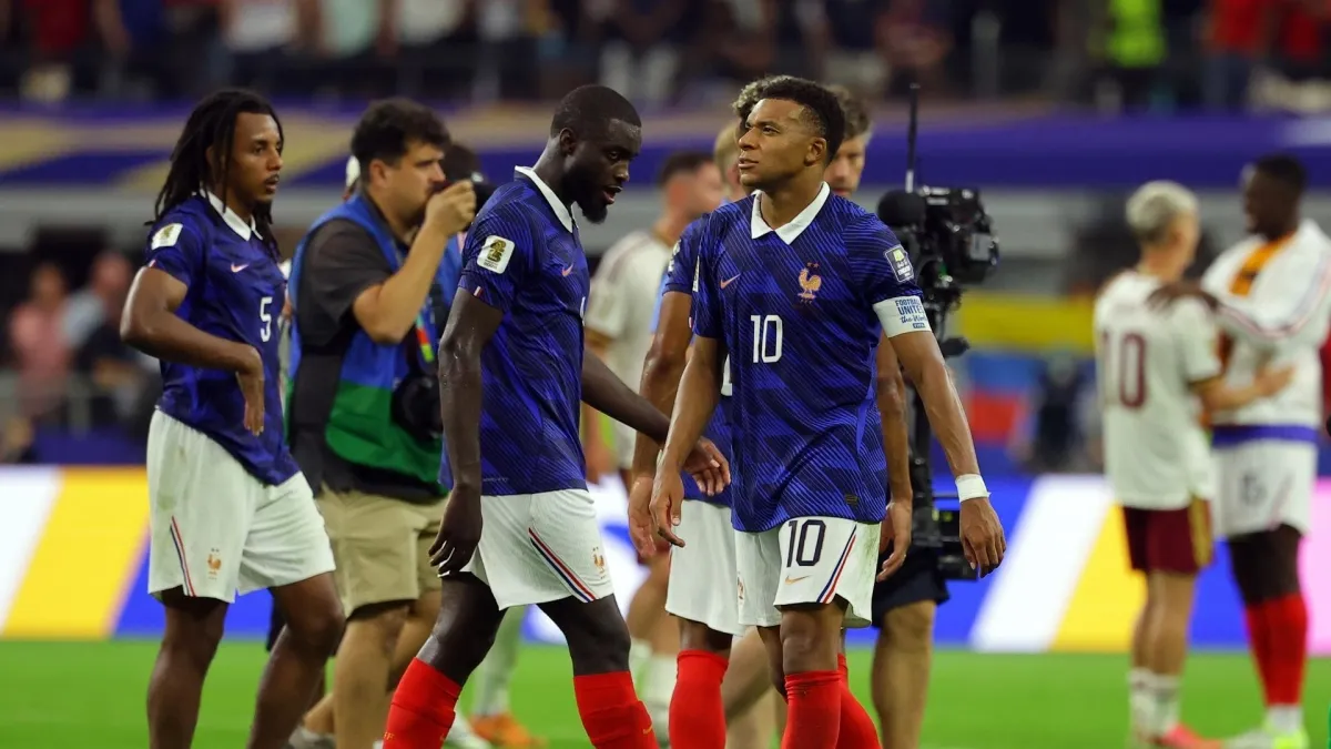Kylian Mbappé rompe el silencio tras el Mundial con una emotiva carta a Francia: 'Duele y dolerá durante un tiempo'