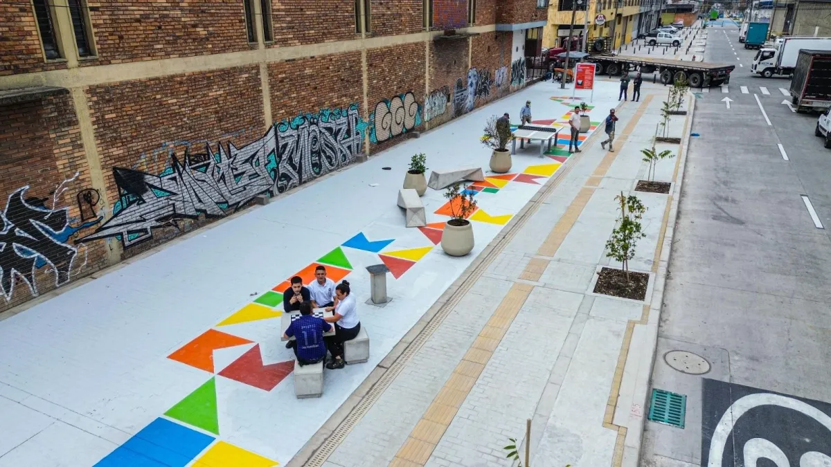 Avanza obra de valorización en Bogotá que fue cobrada a los ciudadanos en 2018: la zona industrial recibe 29 segmentos viales
