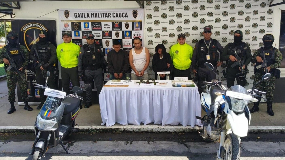 Capturan en Popayán a presuntos integrantes de red urbana señalada de coordinar atentados con drones: tendría nexos con el grupo de ‘Mordisco’