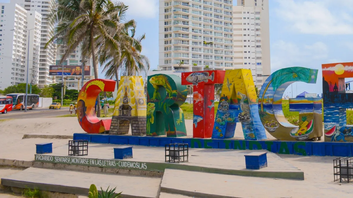 Cartagena mejora en pobreza y educación, pero enfrenta una inédita caída poblacional que redefine los retos de la ciudad, revela informe