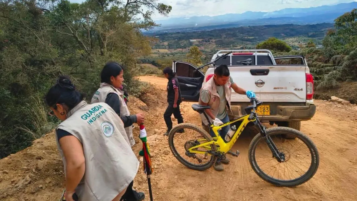 Rechazo generalizado por asesinato de tres ciclistas en el Cauca: convocan a jornada por la vida