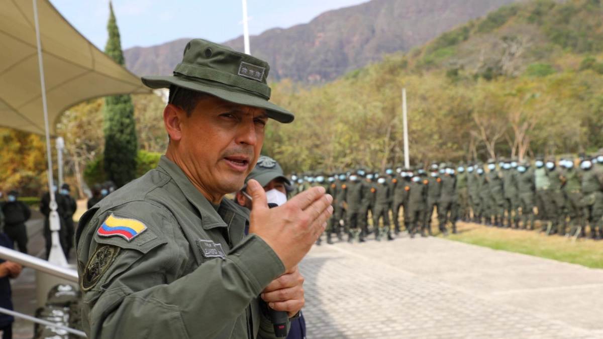 Así se cocinó la designación de los generales (r) Barrera y Mujica para dirigir la Policía Nacional