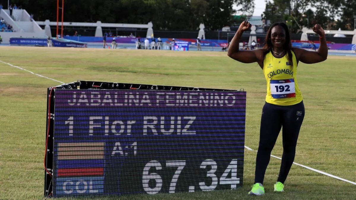 Flor Denis Ruiz brilló en los Juegos Centroamericanos y del Caribe: oro y récord en lanzamiento de jabalina