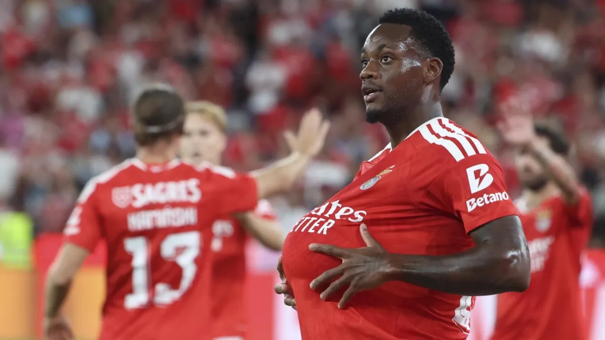 Video | Jhon Durán inició enchufado en su aventura por Benfica: anotó golazo en el triunfo contra Hearts en el clasificatorio de la Europa League