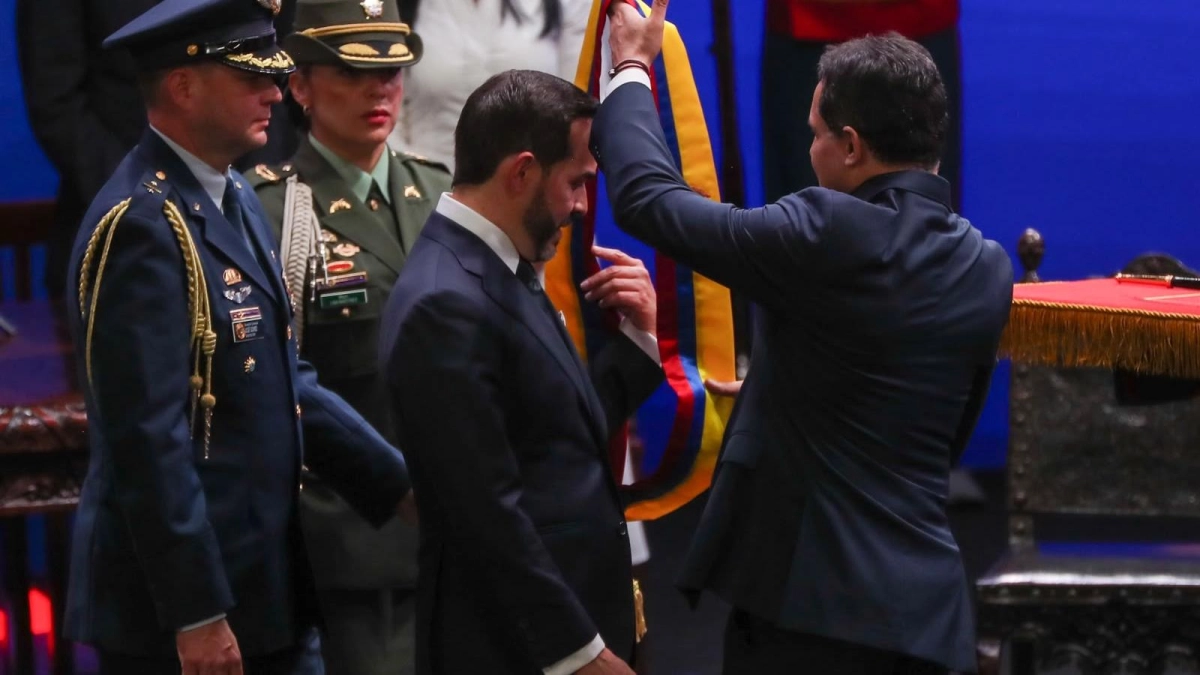 Así fue el momento religioso de la posesión de Abelardo De La Espriella: el 'Aleluya' y las palabras de un rabino