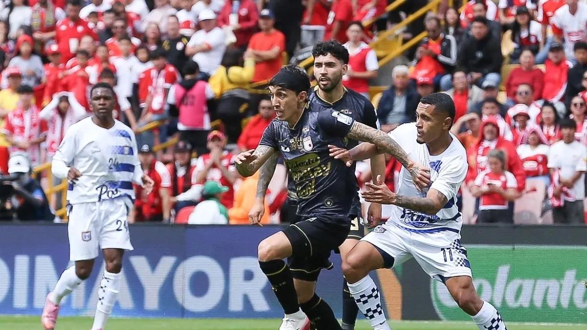 Santa Fe, sin jugar bien, derrotó a un pobre Boyacá Chicó y ajustó su primera victoria en el torneo