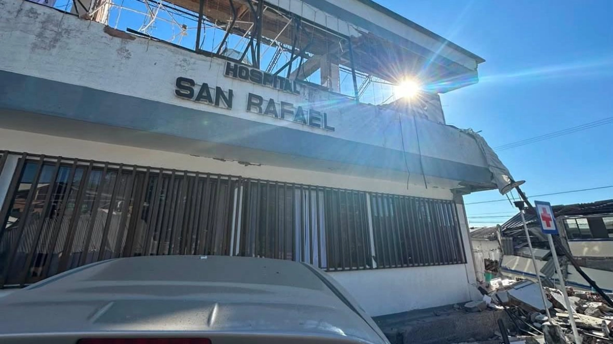 El sismo dejó a varios hospitales en pie, pero a punta de esfuerzo humano
