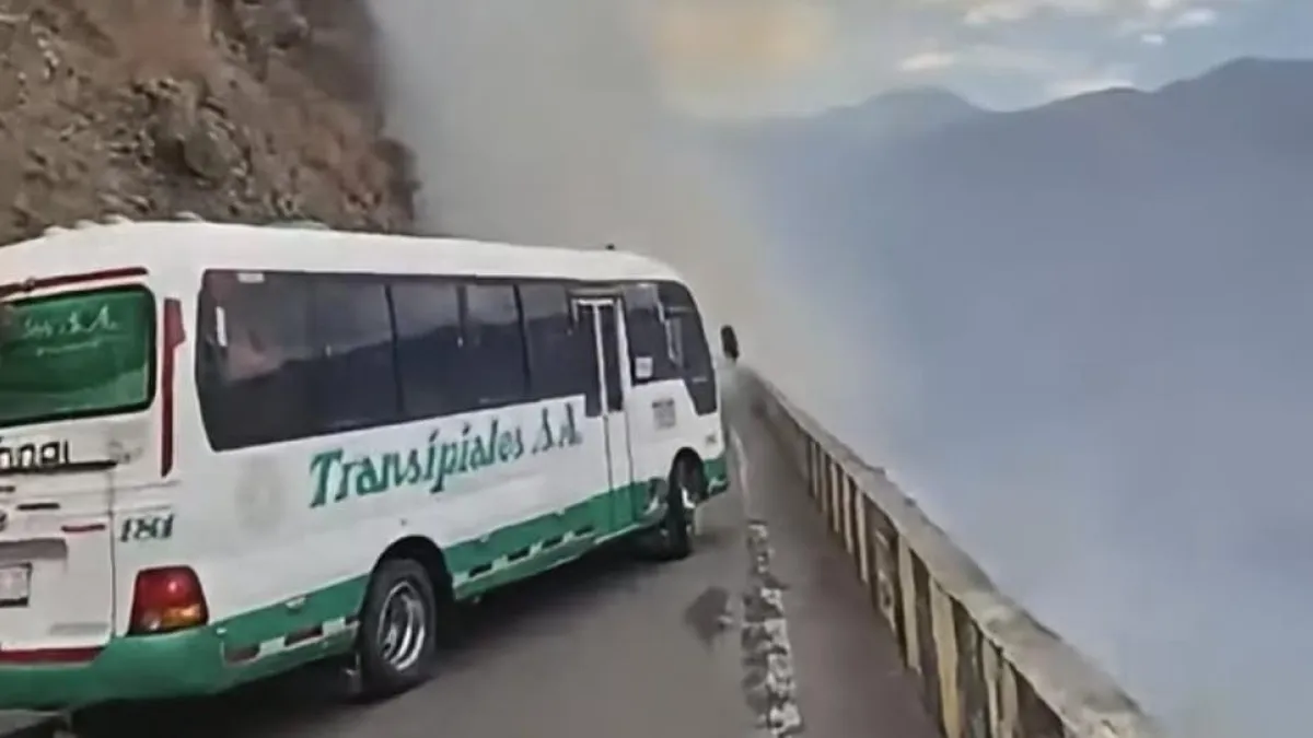 Incendios forestales golpean a cuatro municipios de Nariño de forma simultánea: 'Nuestros bomberos tienen las botas quemadas'