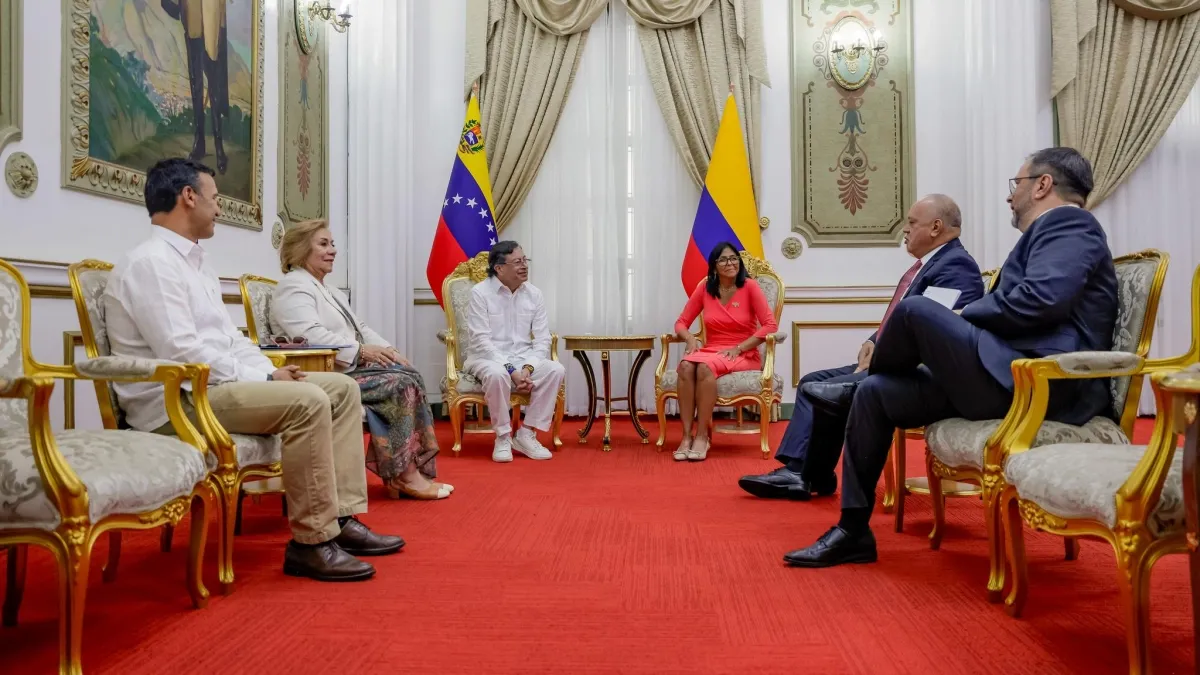 Los detalles reservados de una reunión en Miraflores en la que Eln dividió a Colombia y Venezuela: ¿qué pasó?