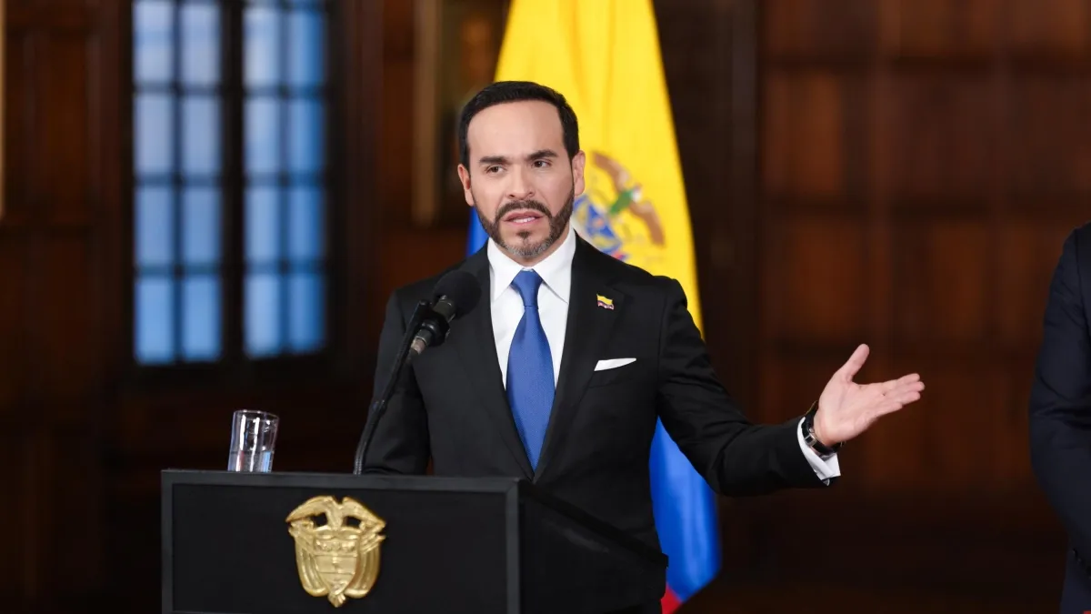 De la Espriella oficializa fin de mesas de paz y plan de reconstrucción nacional