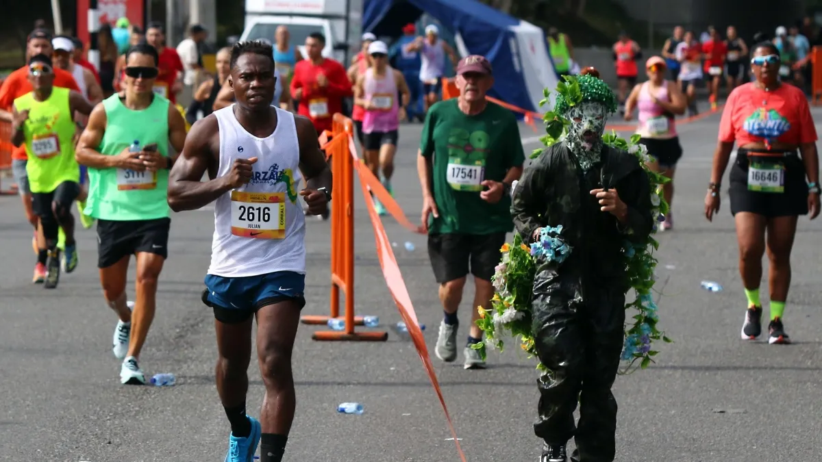 Eric Kirprono Kiptanui y Deisy Castro, los campeones de la Maratón de Medellín