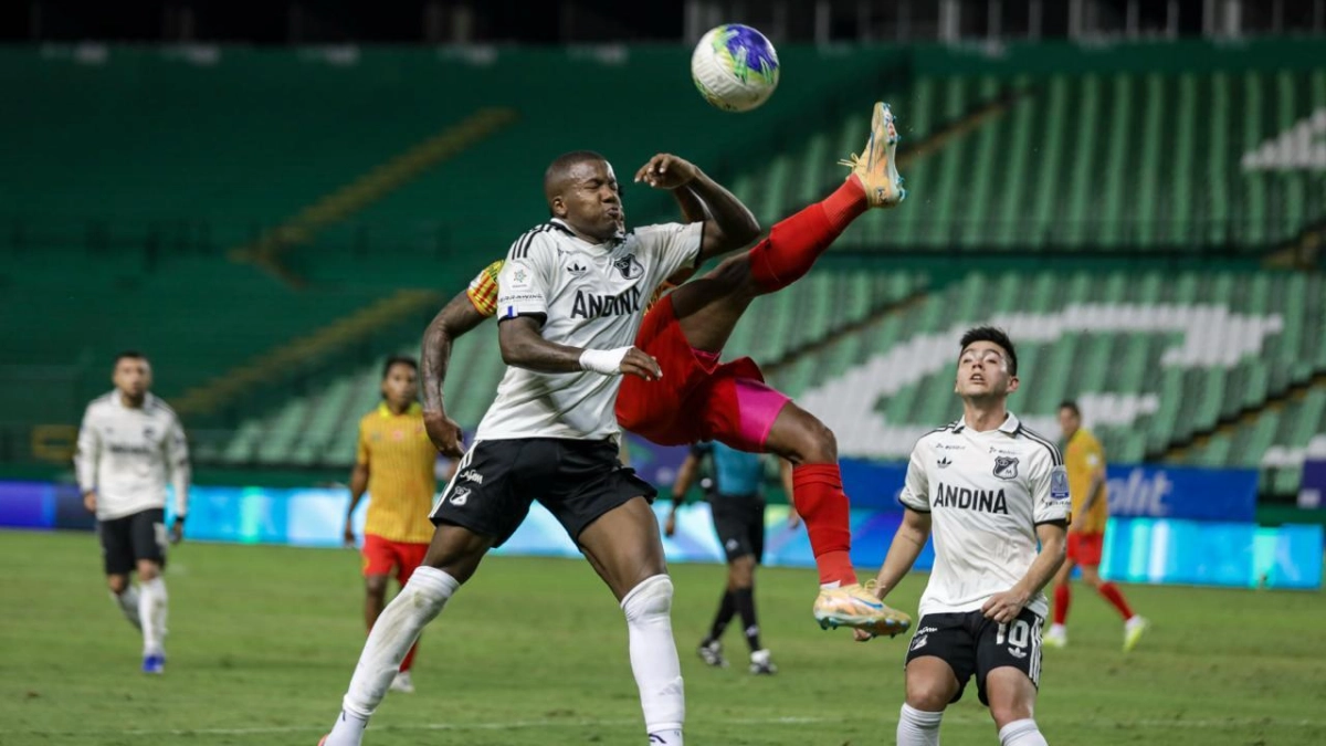 Alberto Gamero volvió a Millonarios, que logró un empate contra Pereira que sabe a poco