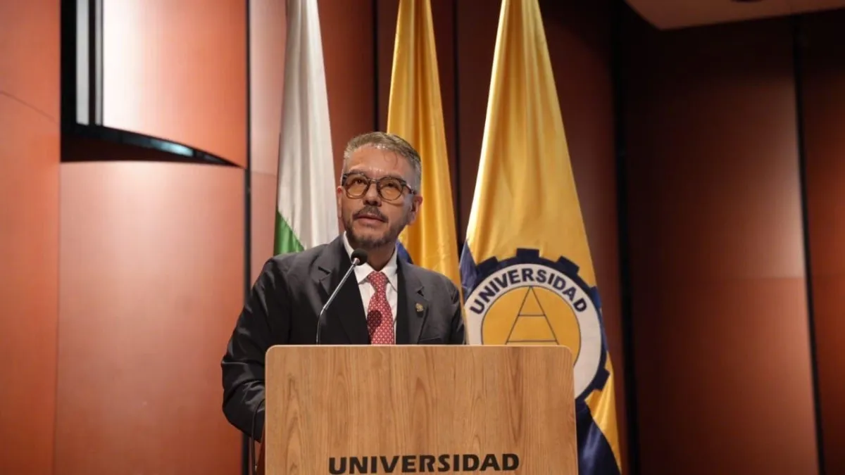 ‘Prohibir absolutamente el uso de la IA es un error’: presidente de la Comisión de Disciplina Judicial