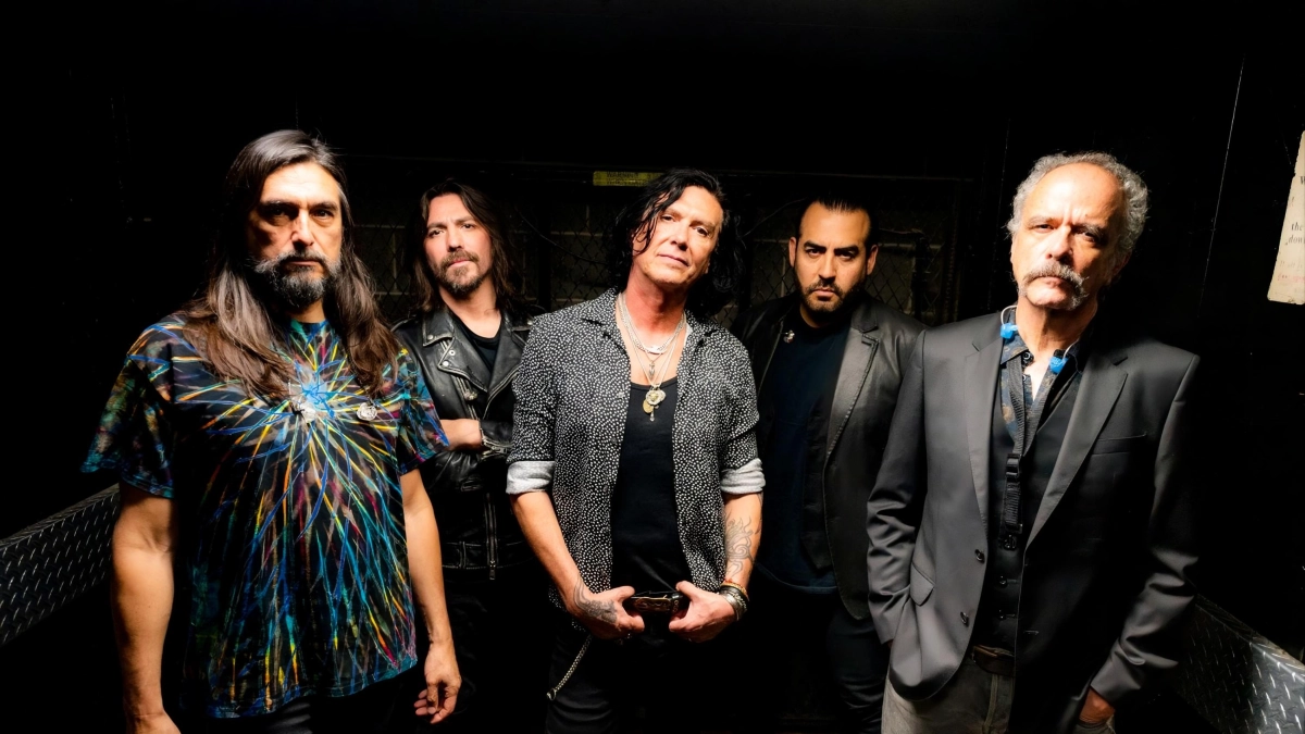 'Arriba del escenario estamos sonando mejor que nunca': Caifanes vuelve a Colombia para rockear en el Festival Cordillera 2026