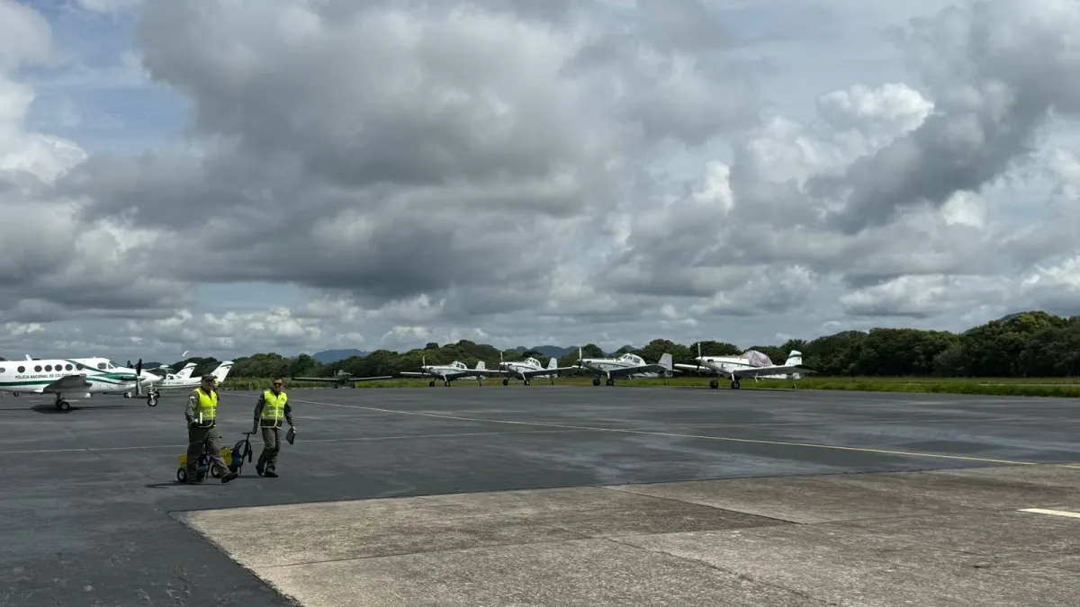 Los aviones que apagaron incendios en Tolima y que ahora se usarán en el plan piloto para asperjar cultivos ilícitos: ¿cómo va el proyecto?