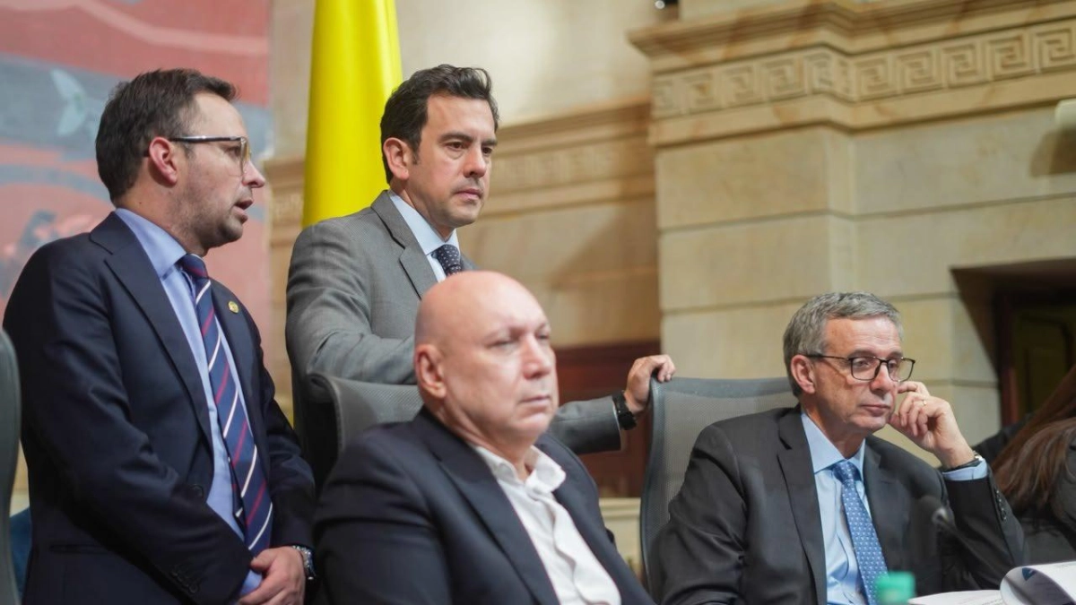 Los detalles de la agenda legislativa que llevará el gobierno de Abelardo De La Espriella al Congreso