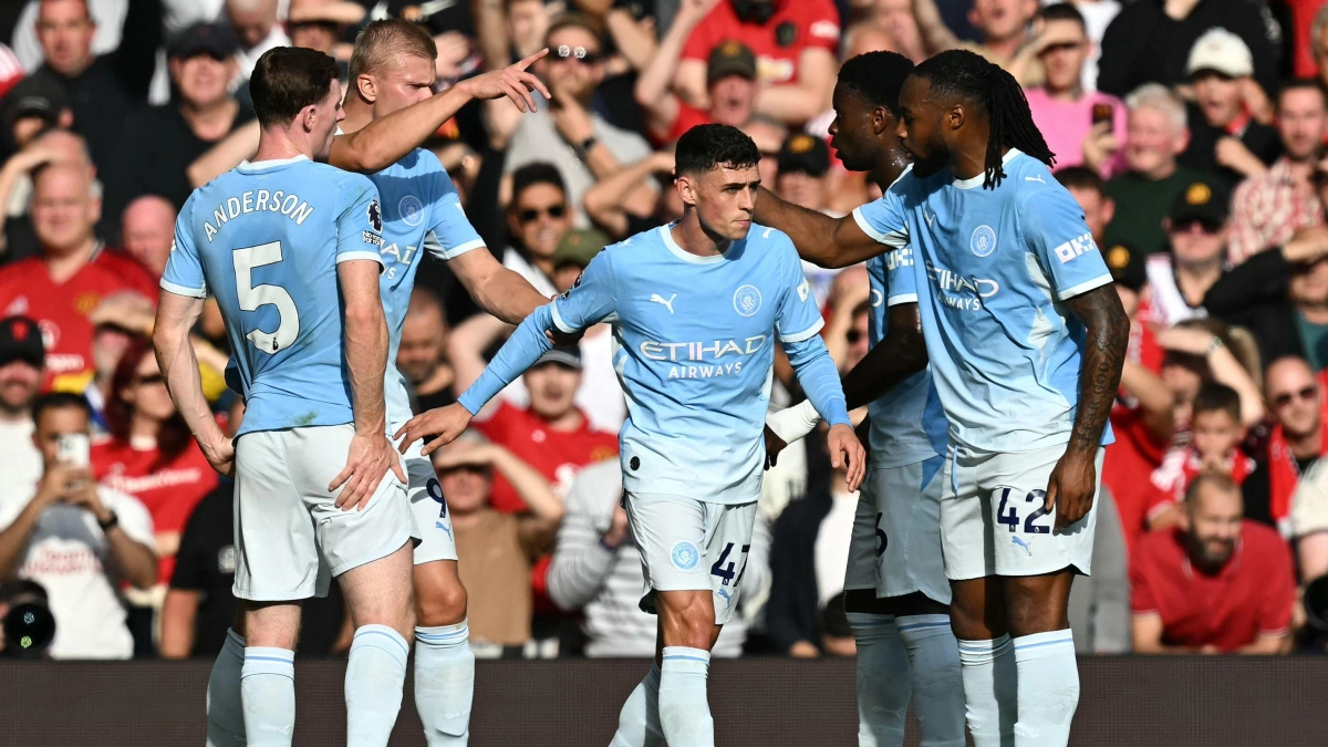 Admiten ‘error de juicio’ en el gol con el que Manchester City le ganó el derbi al United en la Premier League: video