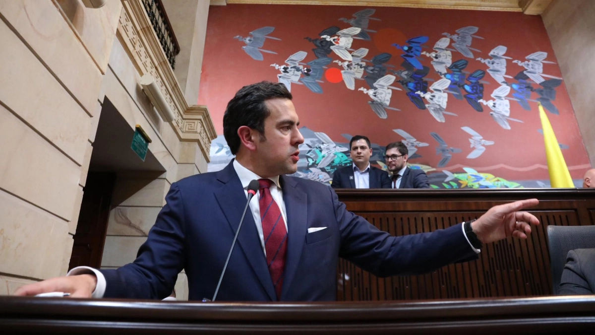 Rodrigo Lara presiona al Congreso por recorte fiscal y más dinero para Interior