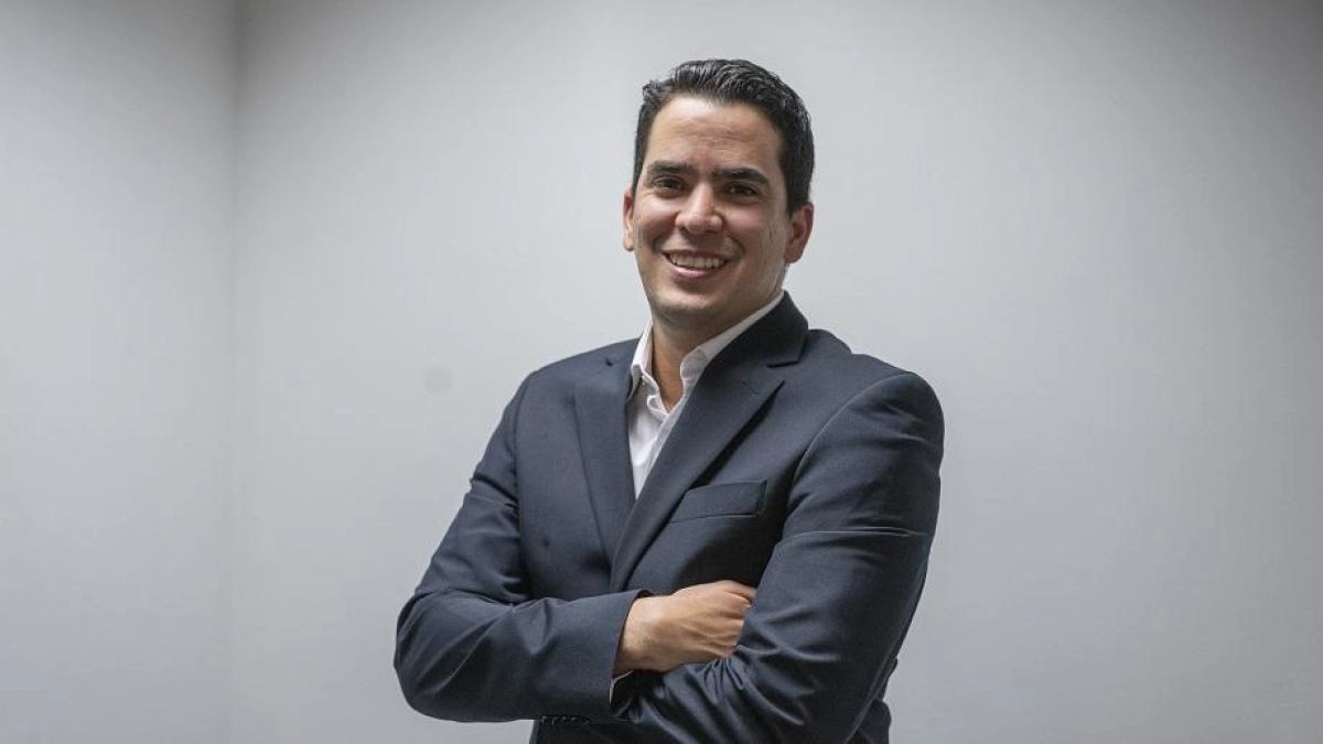Presidente Abelardo De La Espriella nombra oficialmente a Lucas Eduardo Ariza Buitrago como nuevo presidente de Indumil