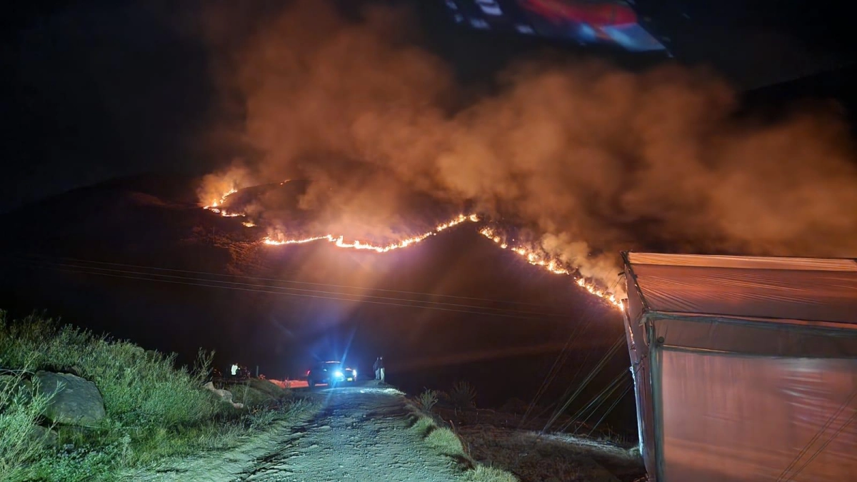Crece la emergencia por incendio forestal provocado en Villa de Leyva: la devastación pasó de 350 a 1.200 hectáreas hechas cenizas